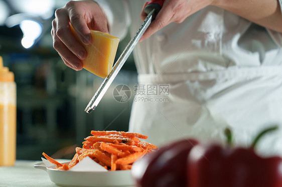 厨师准备食材图片