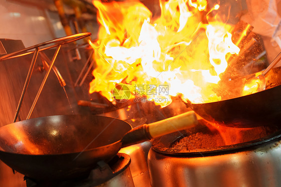 大火烹饪美食图片