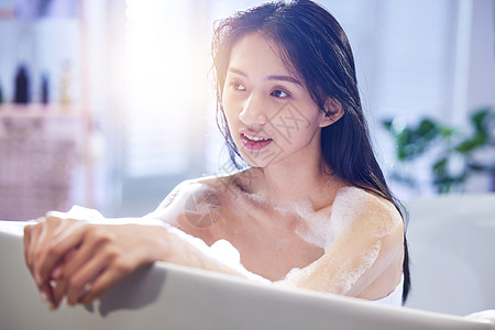 浴球美女泡沫图片_浴球美女泡沫素材_浴球美女泡沫高清图片_摄图网