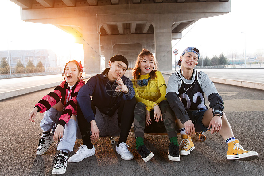 年轻新星闪耀欧洲赛场 多特蒙德17岁小将上演帽子戏法震惊足坛