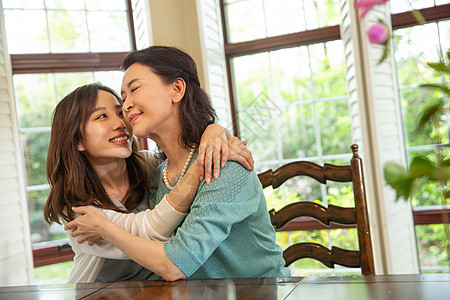 幸福母女图片