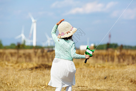 小女孩放风筝图片