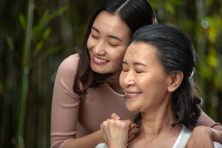 幸福母女图片