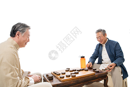 两位老年朋友下象棋图片