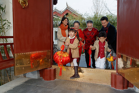 幸福的大家庭庆祝新年图片