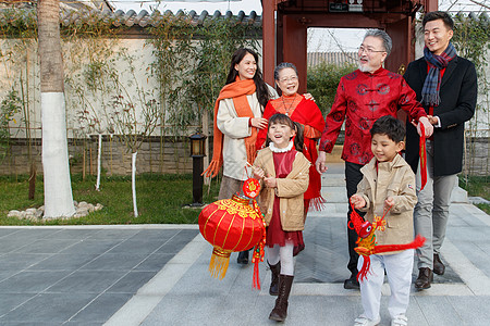 幸福的大家庭庆祝新年图片