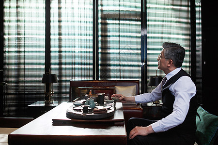 现代文化教育家庭图片