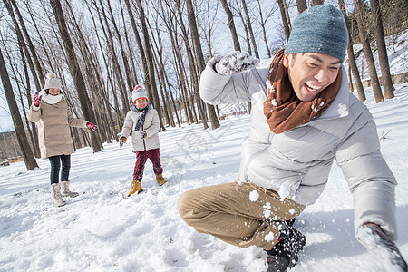 孩子烦恼打雪仗的快乐家庭背景