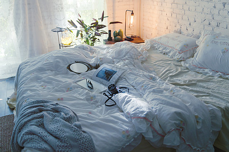 卧室双人床杂志北京高清图片