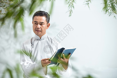 复古中老年男人图片