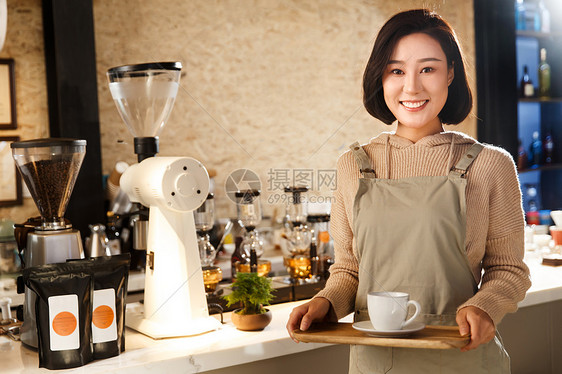 咖啡店服务员图片