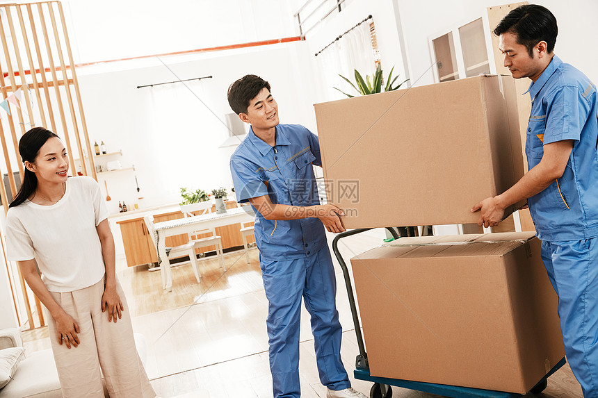 不同搬家服务提供商报价对比 (不同搬家服务的区别)-虎跃云资讯网