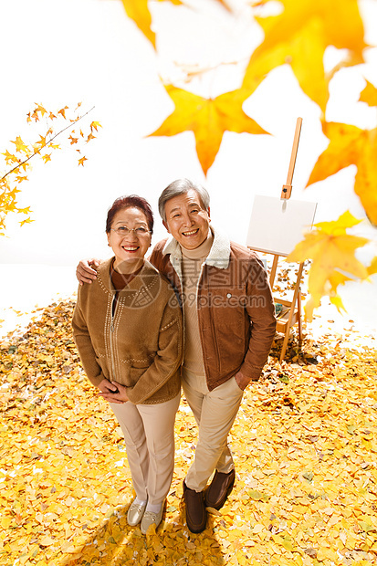 幸福的老年夫妇图片