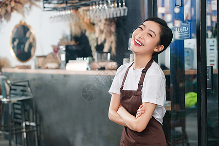 咖啡店的女服务员图片