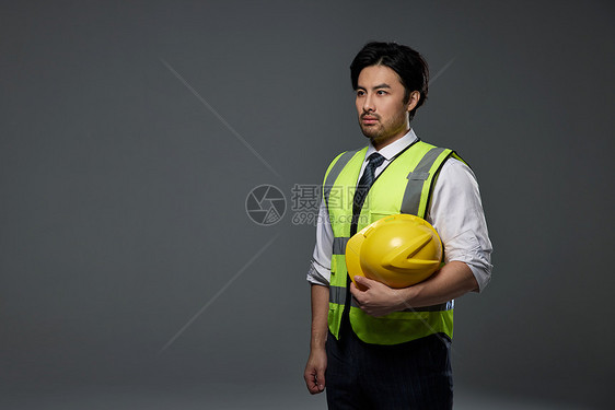 穿着安全服的建筑工人形象图片