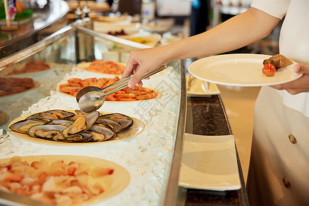 美食甜品自助餐厅取餐手部动作特写背景