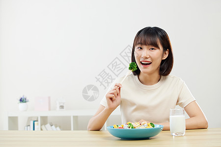 居家女性健康早饮食高清图片