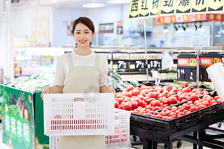 超市蔬菜区员工形象图片