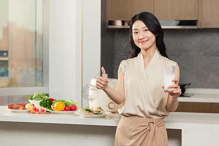 蔬果手绘女子健康饮食点赞形象背景