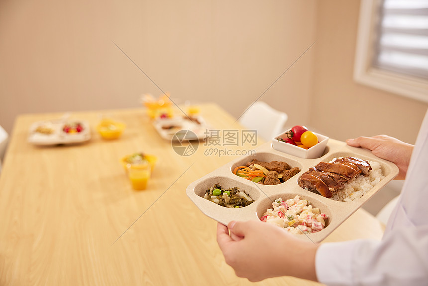 养老院营养餐食特写图片