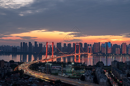 武汉鹦鹉洲长江大桥日落晚霞背景图片