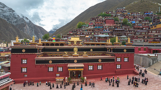 航拍川西高原网红景点措卡湖背景图片