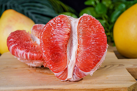 红心柚子肉红肉蜜柚高清图片