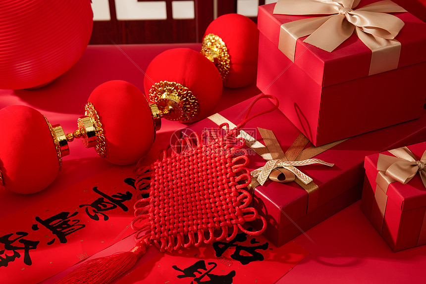红色喜庆春节中国结图片