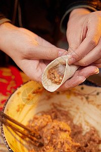 过年包饺子图片