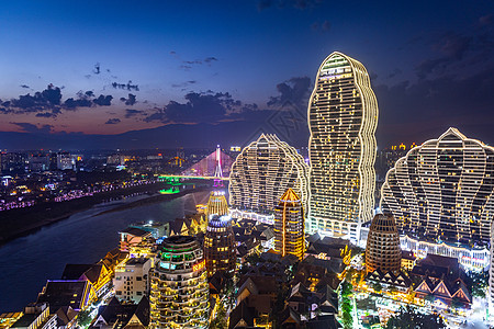 夜景唯美浪漫唯美的西双版纳澜沧江夜景背景