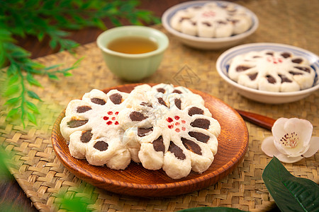 美食中式中式新年糕点枣花酥背景