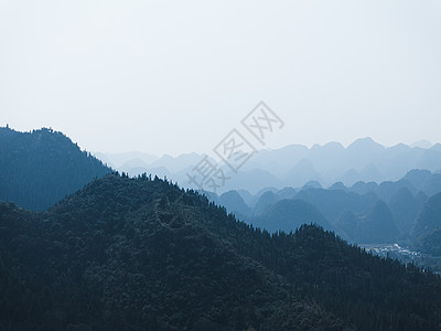 山水瀑布贵州4A景区万峰林航拍背景