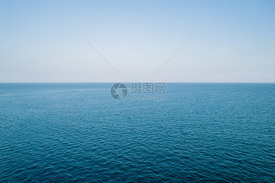 夏季美丽的天津滨海边图片