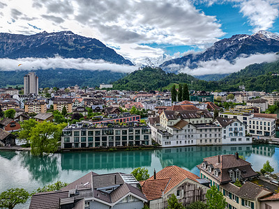 瑞士著名旅游度假小镇因特拉肯图片