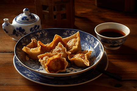 美味的油炸馄饨图片