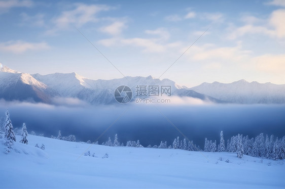 山上美丽的雪景图图片