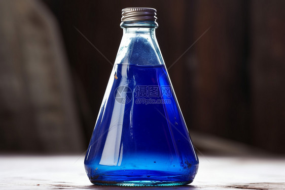 蓝色的小蓝瓶图片