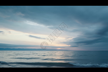 海上落日场景图片