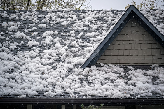 屋顶积雪图片