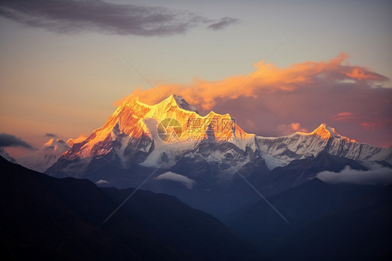 喜马拉雅山的风景图片