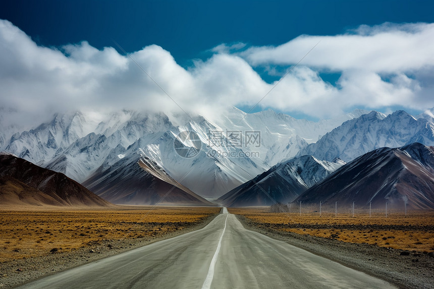 雪山风景旅游图片