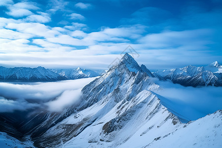 山顶的美景图片