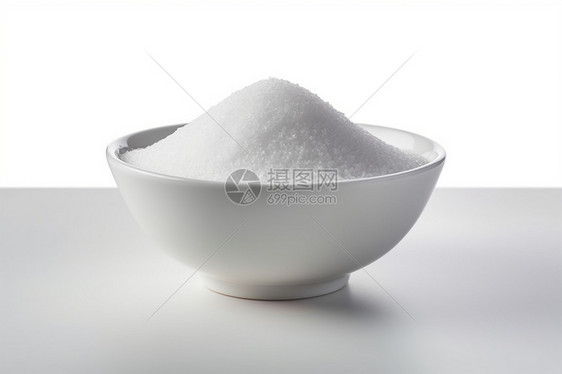 白糖在白色的碗里图片