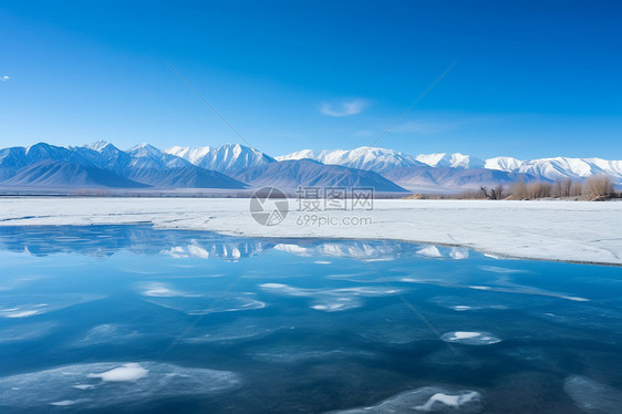 雪山美丽的风景图片