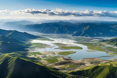 丘陵水域自然风景图片