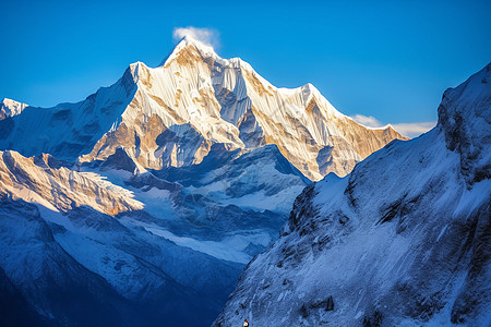 高海拔的雪山图片