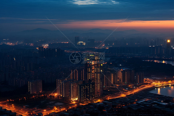 夜晚繁华的城市图片