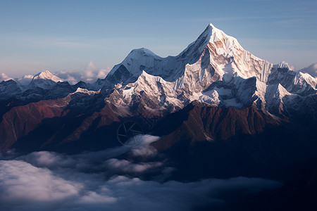 雄伟的雪山冒险顶峰图片素材