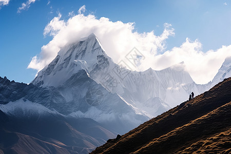 雪山的山顶图片