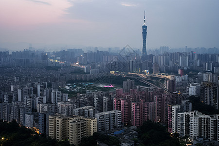 傍晚时分的城市地标建筑图片